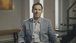 <strong>Father and Adolescent Son, Different Severity, One Approach</strong><br/>Dr Ben Lockshin, Dermatologist